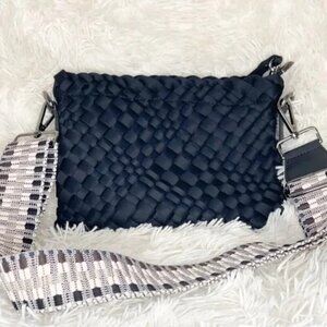 Babs + Birdie Bella Woven Neoprene Crossbody - Black NWOT